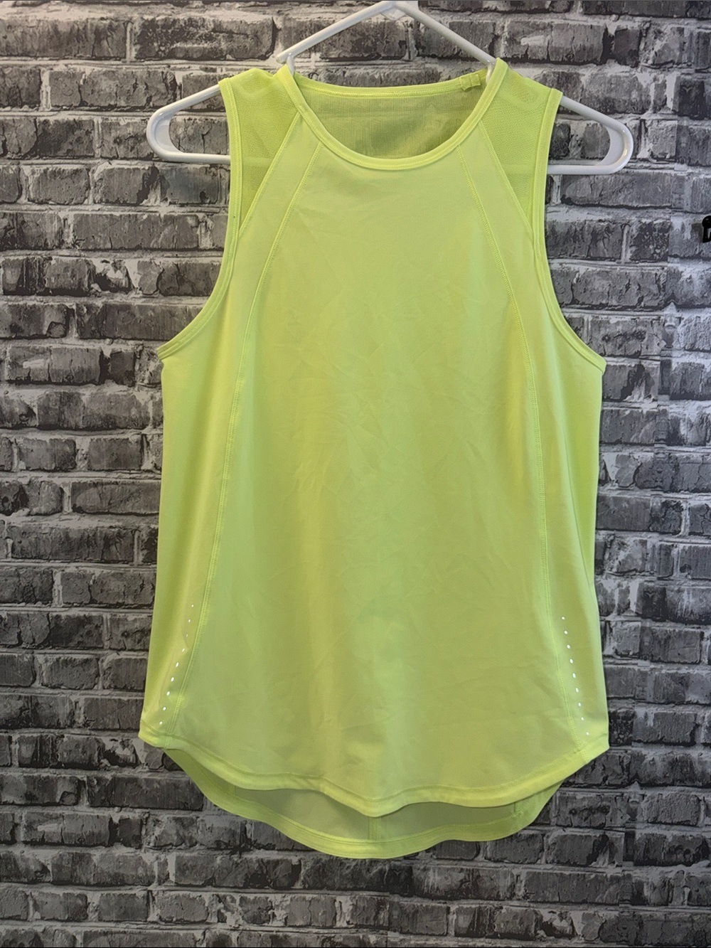 Women’s Lululemon Neon Yellow Performance Tank Top - Lightweight Activewear